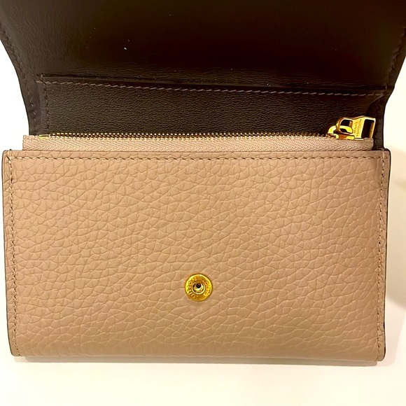 ❤️Louis Vuitton Capucines Compact Wallet - Picture 6 of 6